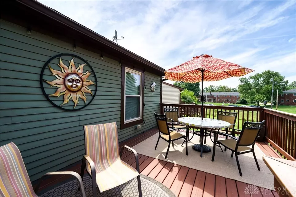 Exterior - 1933 Scioto Ct, Kettering, OH 45420 photo 5 of 13