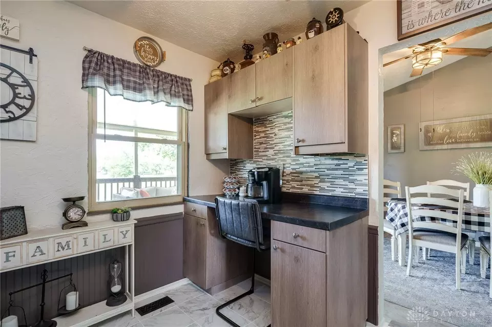 Kitchen - 1933 Scioto Ct, Kettering, OH 45420 photo 2 of 2