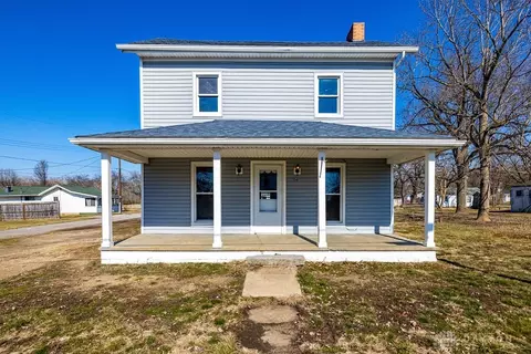 156 W Mill St, Somerville, OH 45064