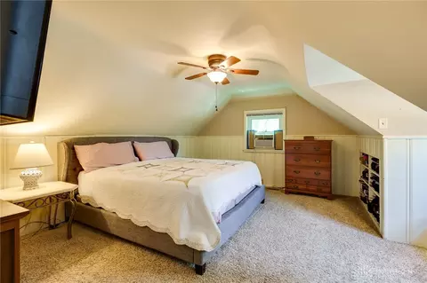 Bedroom - 405 Storms Rd, Dayton, OH 45429 photo 5 of 6