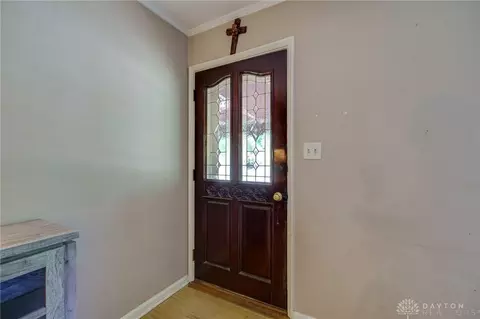 Entry Way - 405 Storms Rd, Dayton, OH 45429 photo 1 of 2