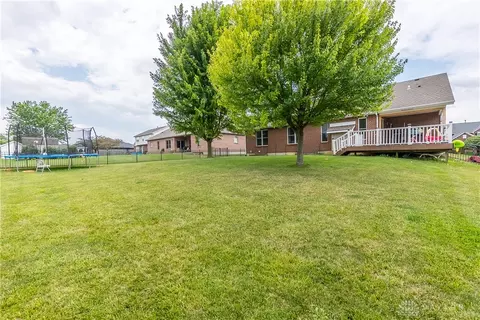 9240 Bennington Way, Centerville, OH 45458 photo 41