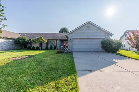 107 Brumbaugh Ct, Englewood, OH 45322