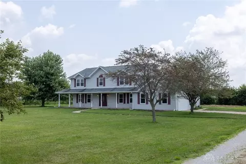 3020 Hoop Rd, Xenia, OH 45385