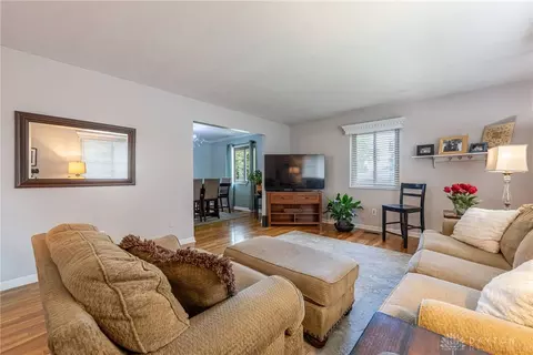 796 E David Rd, Kettering, OH 45429 photo 4
