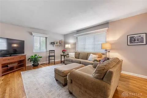 796 E David Rd, Kettering, OH 45429 photo 3