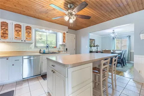 796 E David Rd, Kettering, OH 45429 photo 12