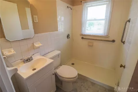 168 N Wright Ave, Dayton, OH 45403 photo 24