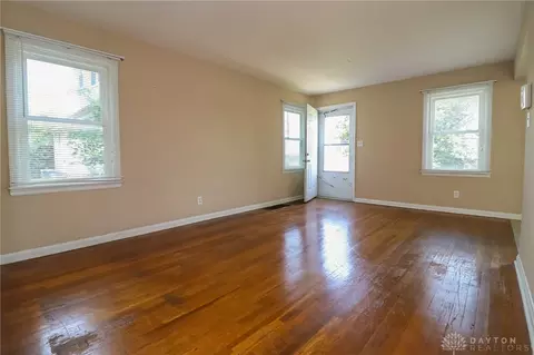 168 N Wright Ave, Dayton, OH 45403 photo 9