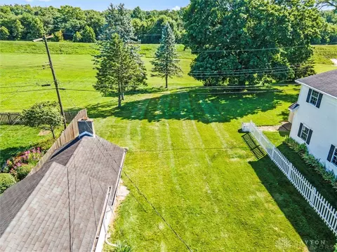 947 E Main St, Troy, OH 45373 photo 41