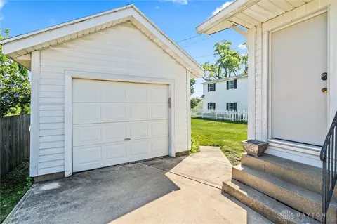 947 E Main St, Troy, OH 45373 photo 33