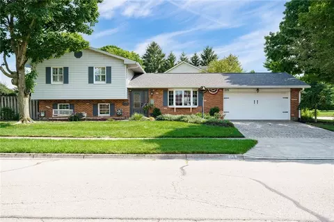 305 Mound St, Brookville, OH 45309