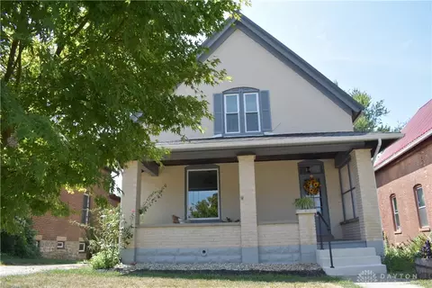 147 W South St, Hillsboro, OH 45133