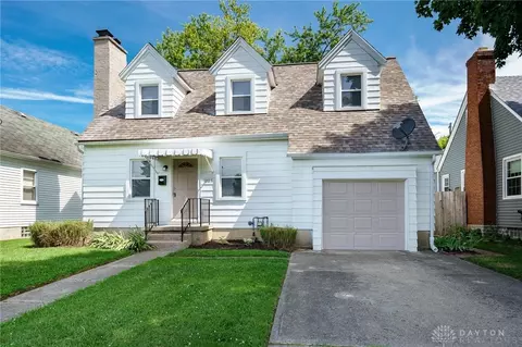 1005 Croyden Dr, Dayton, OH 45420