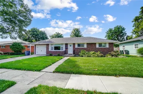 1374 Surrey Rd, Troy, OH 45373