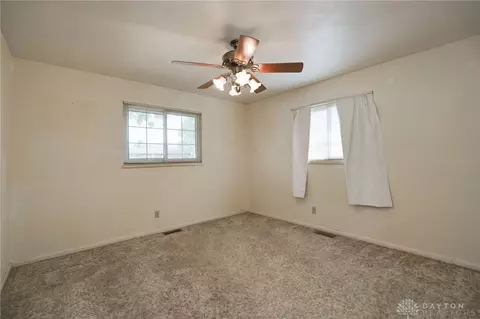1124 Wenbrook Dr, Kettering, OH 45429 photo 26