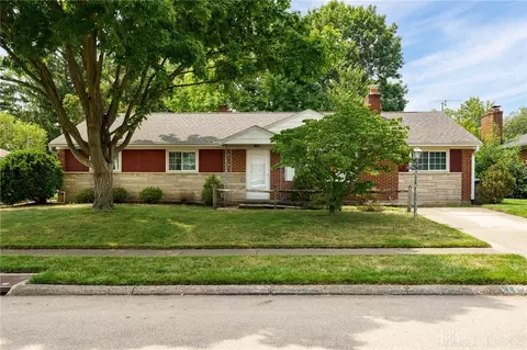 1124 Wenbrook Dr, Kettering, OH 45429 photo 2