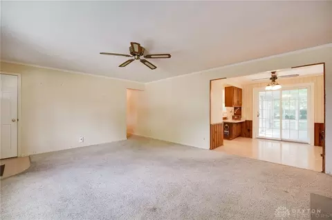 1124 Wenbrook Dr, Kettering, OH 45429 photo 9