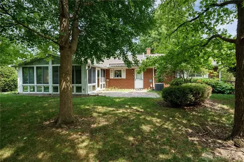 1124 Wenbrook Dr, Kettering, OH 45429 photo 33