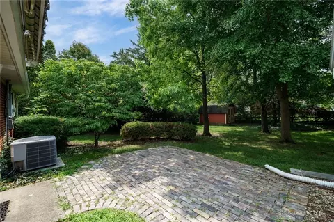 1124 Wenbrook Dr, Kettering, OH 45429 photo 30