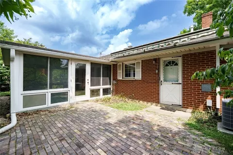 1124 Wenbrook Dr, Kettering, OH 45429 photo 31