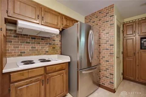 1124 Wenbrook Dr, Kettering, OH 45429 photo 14