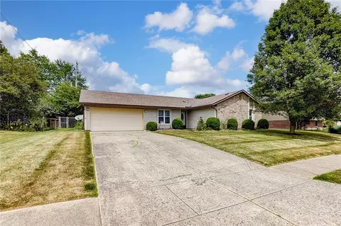 851 Arapaho Trl, Tipp City, OH 45371