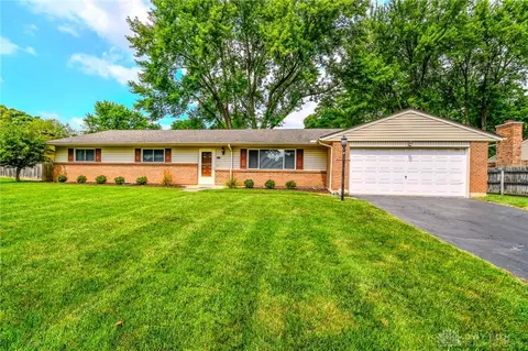 781 Briddlewood St, Beavercreek, OH 45430