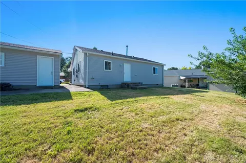 Exterior - 107 Normal Dr, Franklin, OH 45005 photo 6 of 12