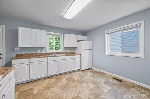 Kitchen - 107 Normal Dr, Franklin, OH 45005 photo 2 of 5