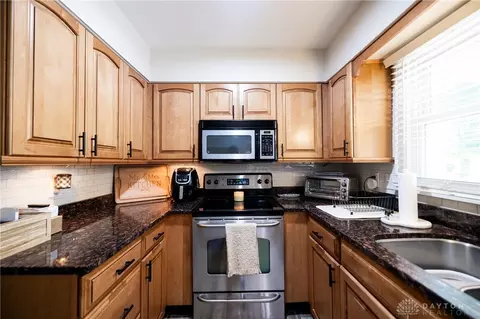 336 S Tecumseh Rd, Springfield, OH 45506 photo 7