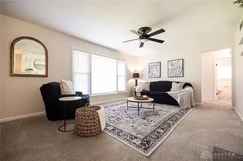 336 S Tecumseh Rd, Springfield, OH 45506 photo 4