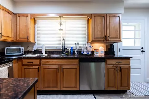 336 S Tecumseh Rd, Springfield, OH 45506 photo 8