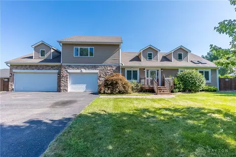 1159 Jackson Rd, Vandalia, OH 45377