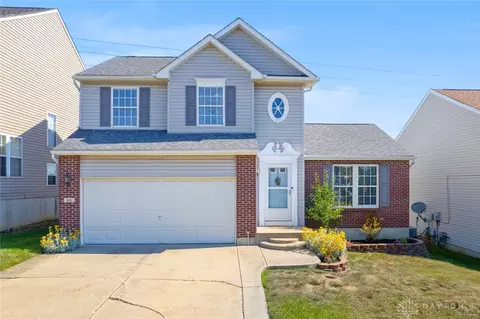 30 Village Ct, Monroe, OH 45050