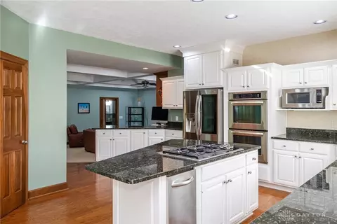 Kitchen - 4648 Schrubb Dr, Kettering, OH 45429 photo 1 of 6