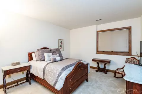 Bedroom - 4648 Schrubb Dr, Kettering, OH 45429 photo 10 of 10