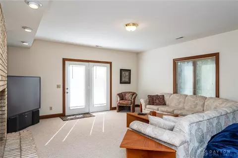 Living - 4648 Schrubb Dr, Kettering, OH 45429 photo 8 of 9