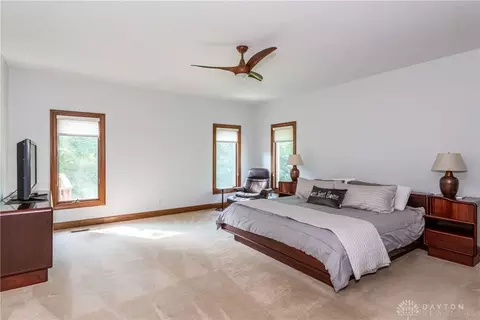Bedroom - 4648 Schrubb Dr, Kettering, OH 45429 photo 1 of 10