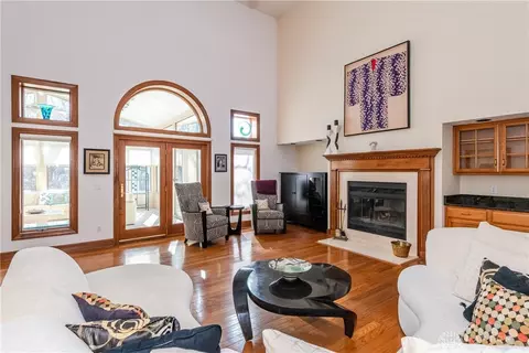 Living - 4648 Schrubb Dr, Kettering, OH 45429 photo 1 of 9