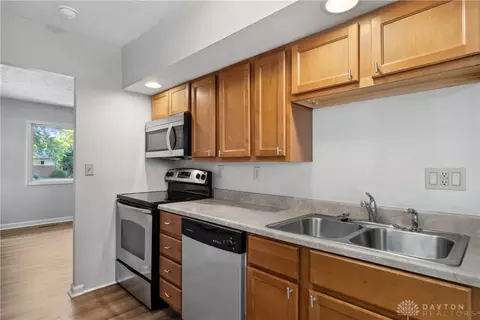 2348 Vale Dr, Kettering, OH 45420 photo 10