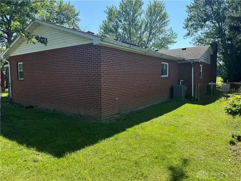 1816 Troy Rd, Springfield, OH 45504 photo 4