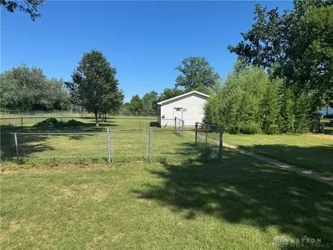 1816 Troy Rd, Springfield, OH 45504 photo 12