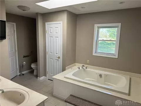 1816 Troy Rd, Springfield, OH 45504 photo 20