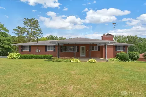 7268 Township Line Rd, Waynesville, OH 45068