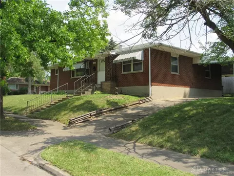 1438 Benson Dr, Dayton, OH 45406