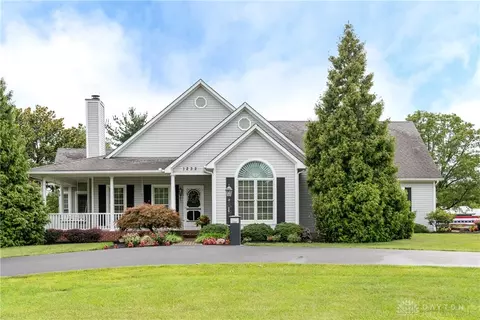 1232 Stubbs Mill Rd, Lebanon, OH 45036