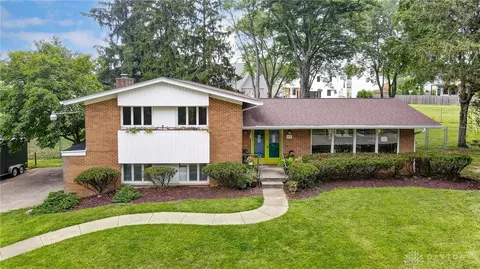1412 Glen View Rd, Yellow Springs, OH 45387