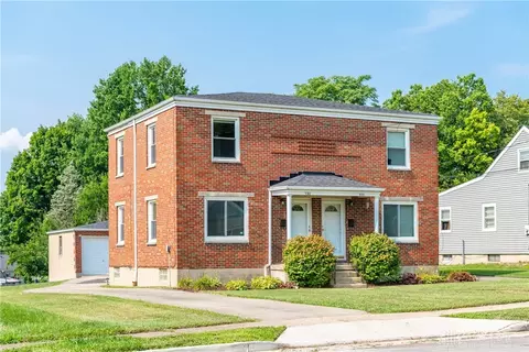 328 E 4th St, Franklin, OH 45005 photo 2