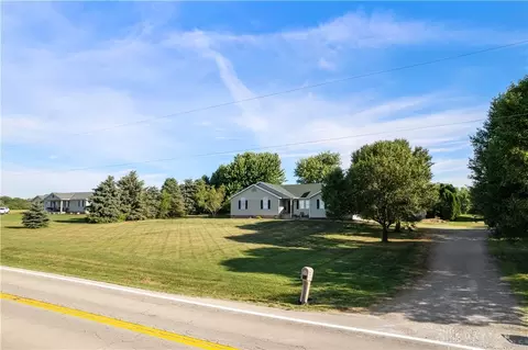 6269 State Route 350, Martinsville, OH 45146